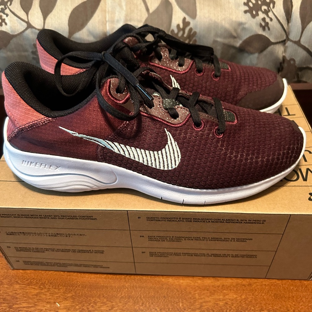 Women’s Nikes